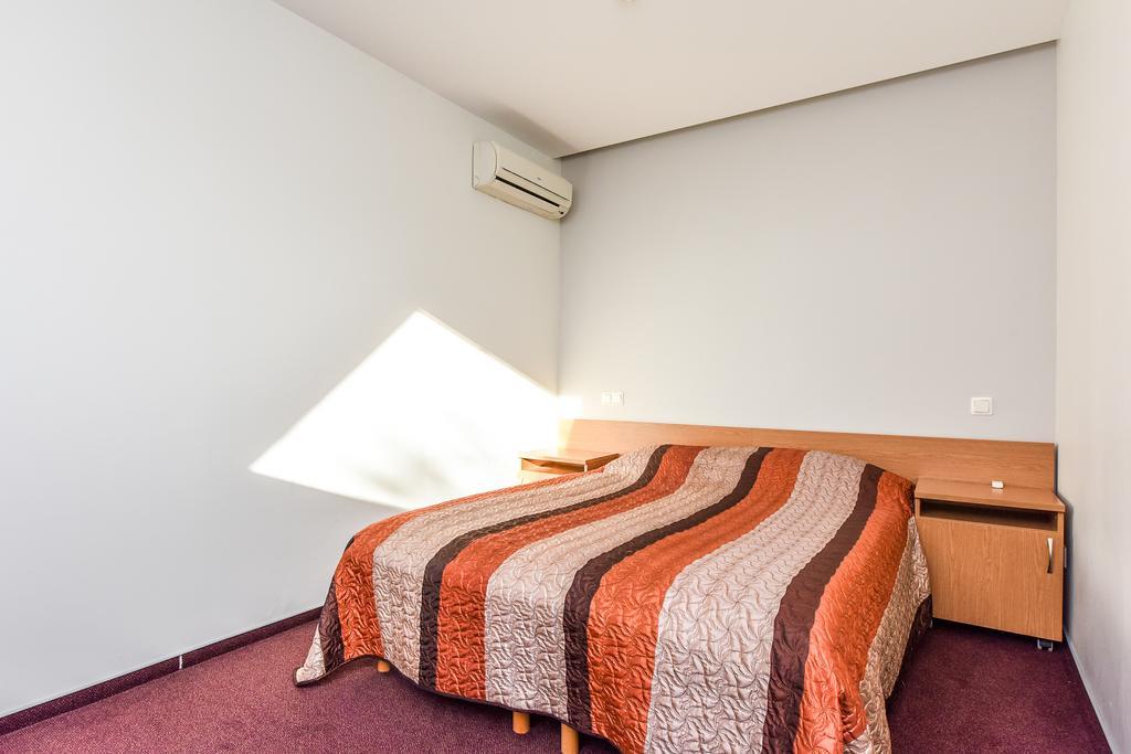 Muza Hotel พาลังกา ภายนอก รูปภาพ