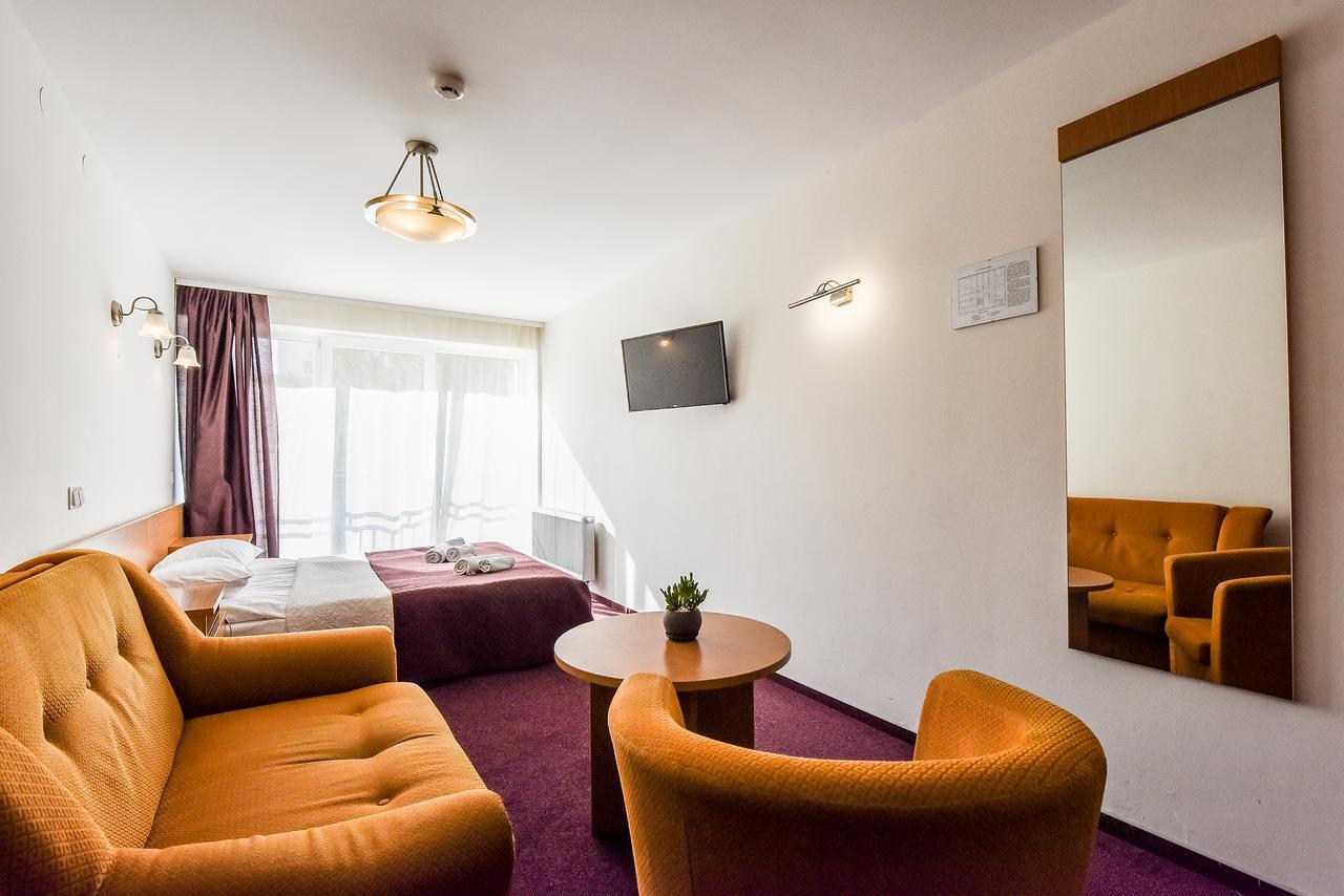 Muza Hotel พาลังกา ภายนอก รูปภาพ